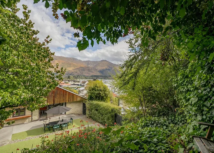 Holiday home Alpine Escape -